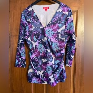 Elle polyester top in pink, purple and blue, size XL, good condition!